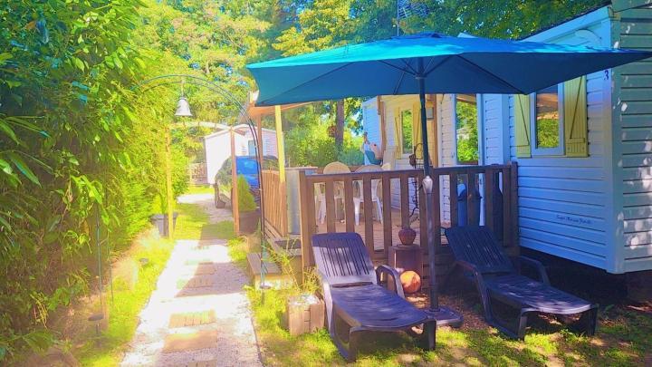 Camping Marvilla Parks -Parc Des Roches 91530 Saint-Chéron Exterior foto